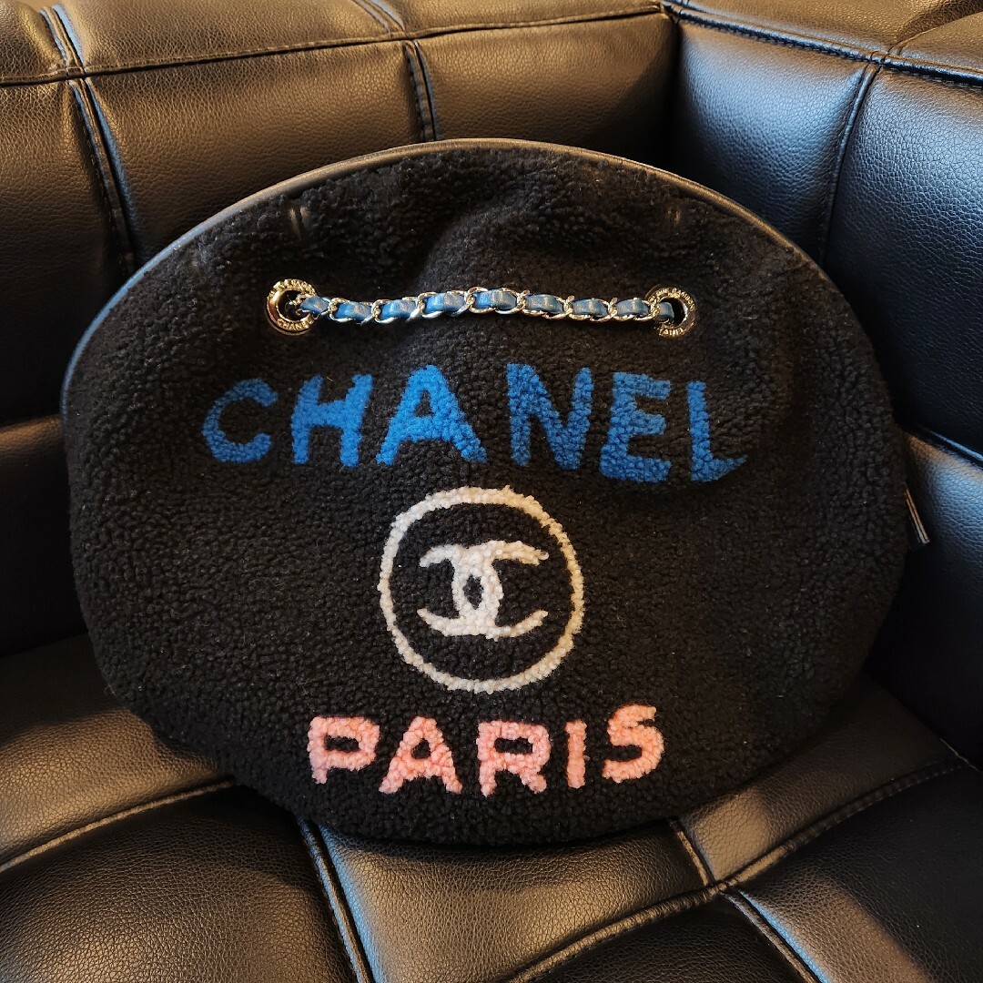 CHANEL(シャネル)のシャネル ドーヴィル ラウンド ショルダーバッグ A57972 ブラック レディースのバッグ(ショルダーバッグ)の商品写真