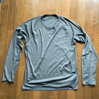 パタゴニア(patagonia)のパタゴニア　メンズ　キャプリーン ベースレイヤー(登山用品)