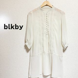 ブラックバイマウジー(BLACK by moussy)のblkby　ブラック　マウジー　ブラウス　シアー チュニック丈 七分袖 白(シャツ/ブラウス(長袖/七分))