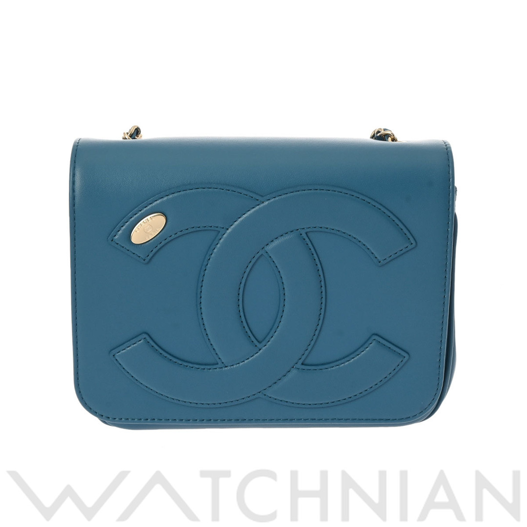 CHANEL(シャネル)の中古 シャネル CHANEL AS0321 ランダム番 レディース ショルダーバッグ ブルー /ゴールド金具 カーフスキン レディースのバッグ(ショルダーバッグ)の商品写真