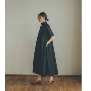 クラネ(CLANE)のCLANE UP NECK FLARE ONE PIECE ブラック サイズ1(ロングワンピース/マキシワンピース)