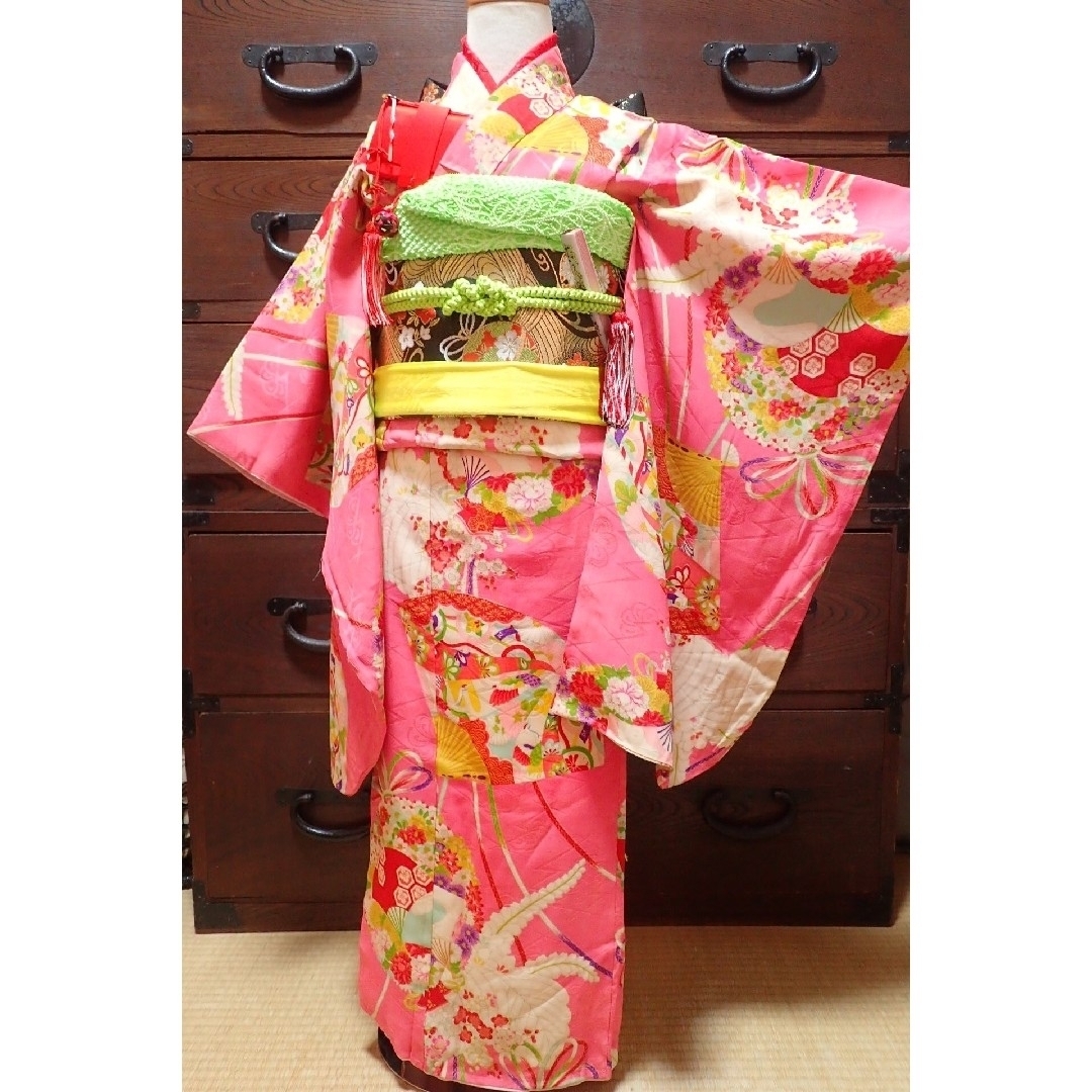 ☆sold out☆ 7歳 レトロ正絹ピンク扇花薬玉 七五三 お着物フル ☆sold out☆ 7歳 レトロ正絹ピンク扇花薬玉 七五三 お着物フル