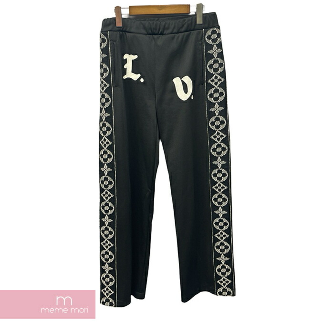 LOUIS VUITTON(ルイヴィトン)のLOUIS VUITTON 2021AW LV Flower Band Track Pants 1A978Q ルイヴィトン LVフラワーバンドトラックパンツ ワッペン モノグラム・フラワー サイドライン ブラック×ホワイト サイズS 【240424】【中古-A】【me04】 メンズのスーツ(スラックス/スーツパンツ)の商品写真