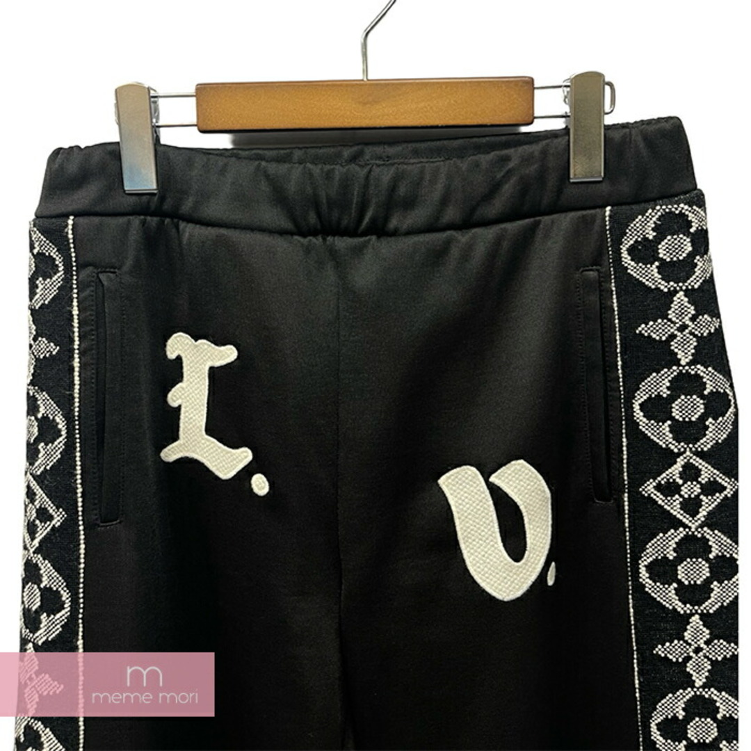 LOUIS VUITTON(ルイヴィトン)のLOUIS VUITTON 2021AW LV Flower Band Track Pants 1A978Q ルイヴィトン LVフラワーバンドトラックパンツ ワッペン モノグラム・フラワー サイドライン ブラック×ホワイト サイズS 【240424】【中古-A】【me04】 メンズのスーツ(スラックス/スーツパンツ)の商品写真