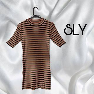 スライ(SLY)の【美品】SLY スライ　タイトワンピース　ミニ丈　ボーダー　半袖(ミニワンピース)