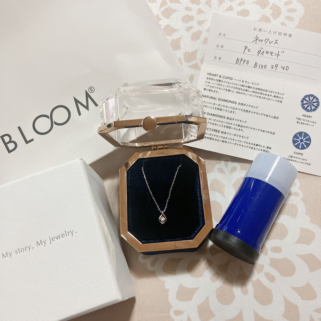 BLOOM(ブルーム)のプラチナ ダイヤモンド しずく ネックレス H&C証明カード/スコープ付 レディースのアクセサリー(ネックレス)の商品写真