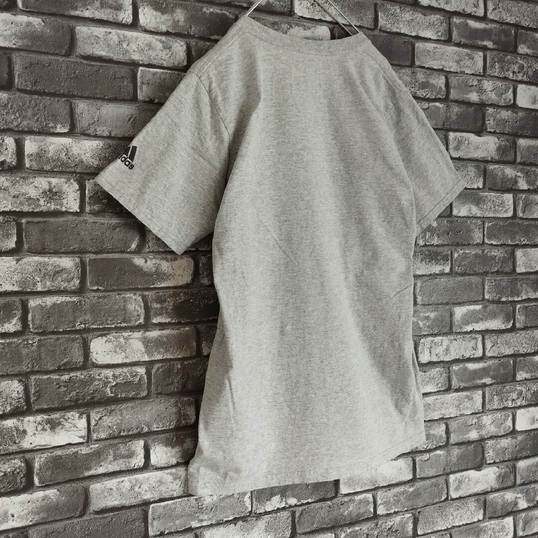 adidas(アディダス)のアディダスカレッジサッカーtシャツTシャツadidasスリーブワンポイント メンズのトップス(Tシャツ/カットソー(半袖/袖なし))の商品写真