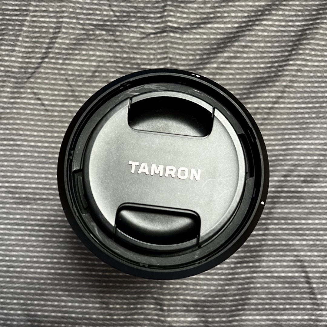 TAMRON(タムロン)のタムロン 70-180mm F/2.8 Di III VXD  A056ソニーE スマホ/家電/カメラのカメラ(レンズ(ズーム))の商品写真