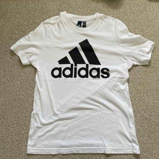 アディダス(adidas)のアディダスTシャツ(Tシャツ/カットソー(半袖/袖なし))