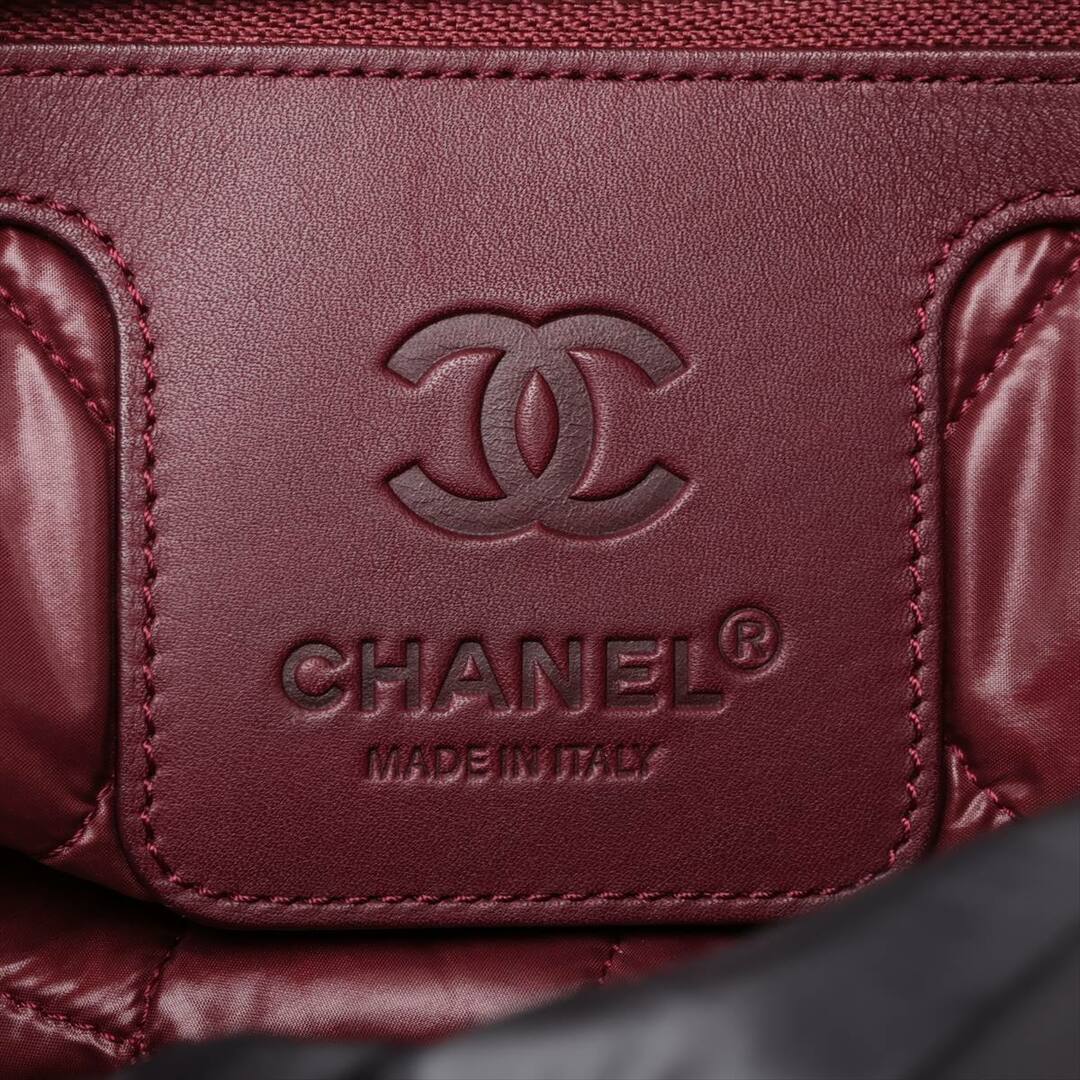 CHANEL(シャネル)のシャネル  ナイロン  ブラック レディース ハンドバッグ レディースのバッグ(ハンドバッグ)の商品写真