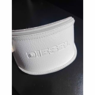 ディーゼル(DIESEL)のDIESEL サングラスケース　ホワイト(その他)