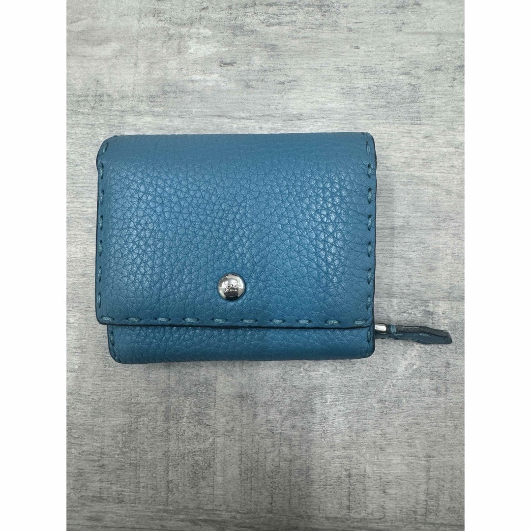 FENDI(フェンディ)のFENDI フェンディ　財布　ウォレット　ターコイズブルー　8M0339  レディースのファッション小物(財布)の商品写真