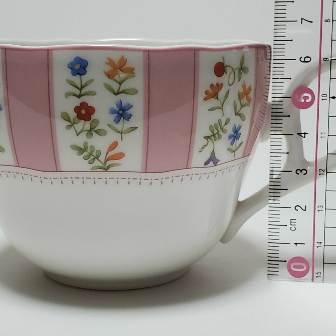 Noritake(ノリタケ)のNoritake ノリタケ TRUE LOVE トゥルーラブ ピンク カップ＆ソ インテリア/住まい/日用品のキッチン/食器(グラス/カップ)の商品写真