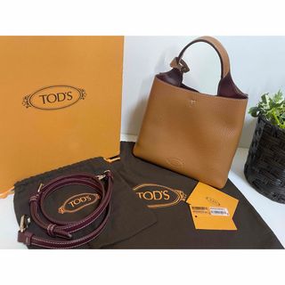 トッズ(TOD'S)の極美品　トッズ　Tタイムレス ミニ　ハンマードレザー 2way ハンドバッグ(ショルダーバッグ)