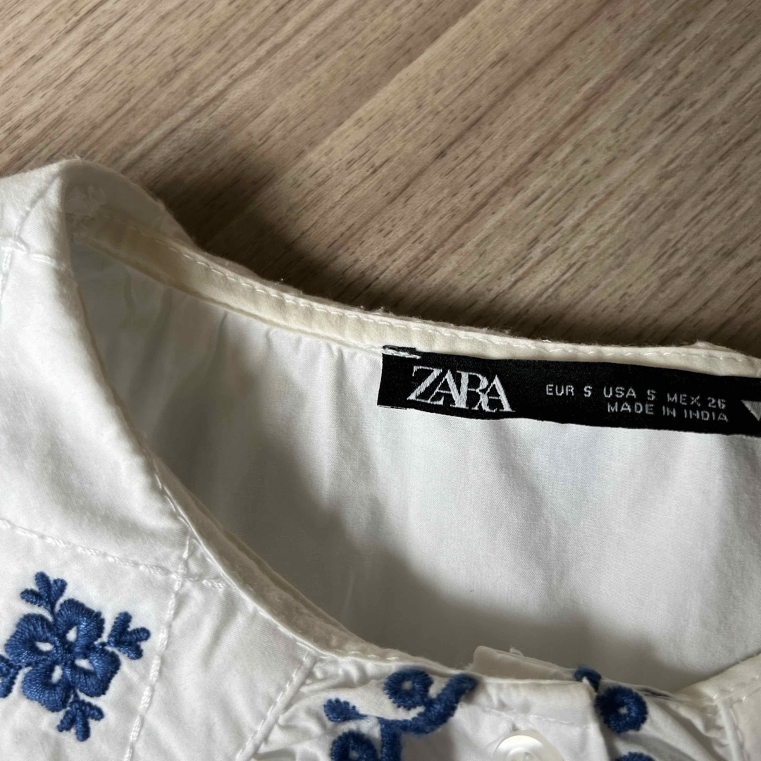 ZARA(ザラ)のZARA ザラ　ブラウス レディースのトップス(シャツ/ブラウス(半袖/袖なし))の商品写真