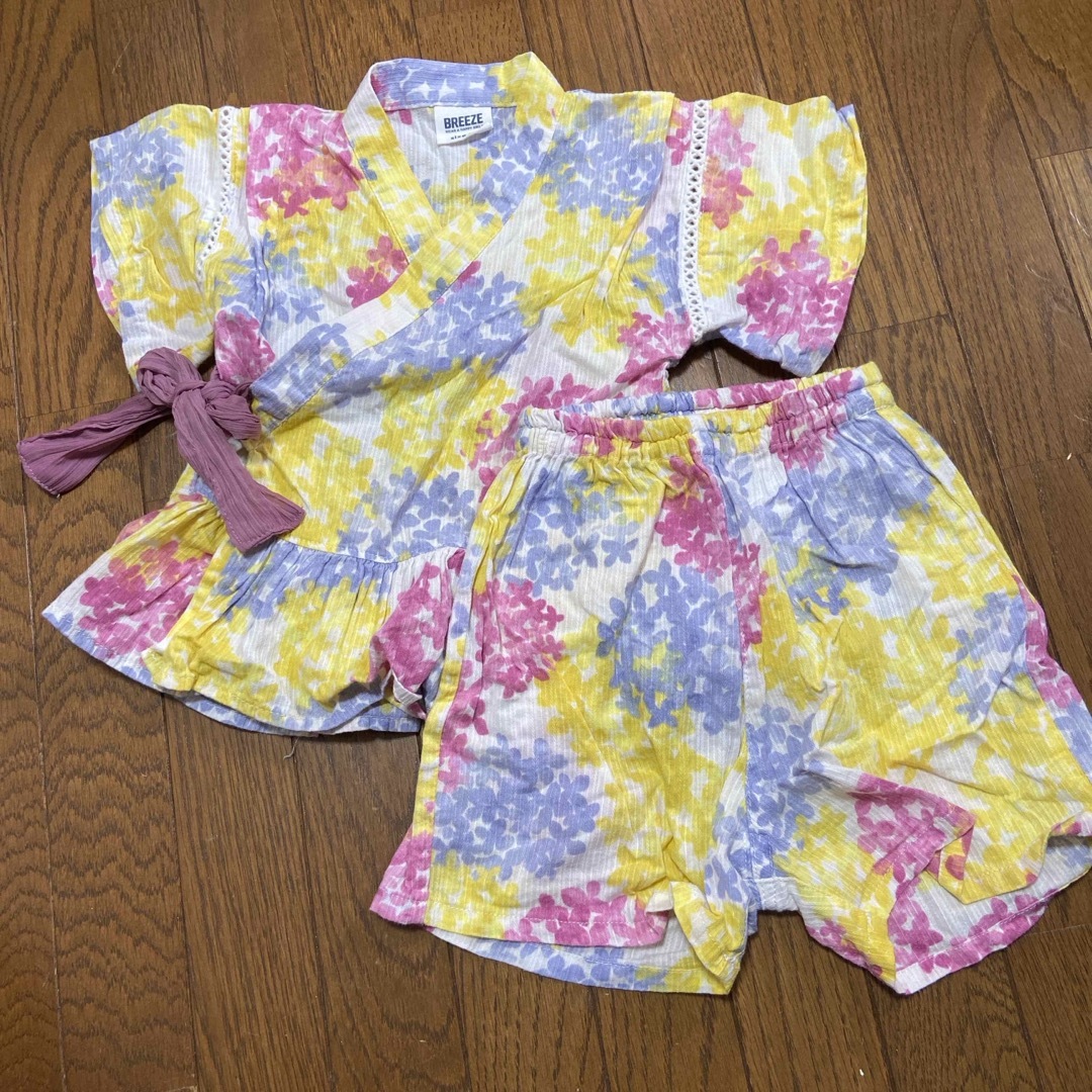 BREEZE(ブリーズ)のBREEZE 甚平　女の子　90 キッズ/ベビー/マタニティのキッズ服女の子用(90cm~)(甚平/浴衣)の商品写真