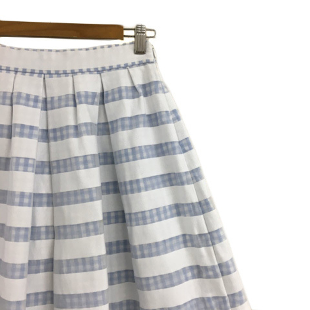 anatelier(アナトリエ)のアナトリエ スカート フレア ミニ ボーダー チェック タック 36 白 水色 レディースのスカート(ミニスカート)の商品写真