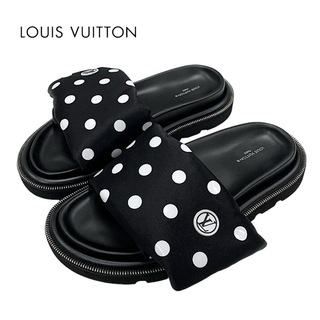 ルイヴィトン(LOUIS VUITTON)のルイヴィトン LOUIS VUITTON プールピローライン サンダル 靴 シューズ サテン ブラック ホワイト フラットサンダル ドット(サンダル)
