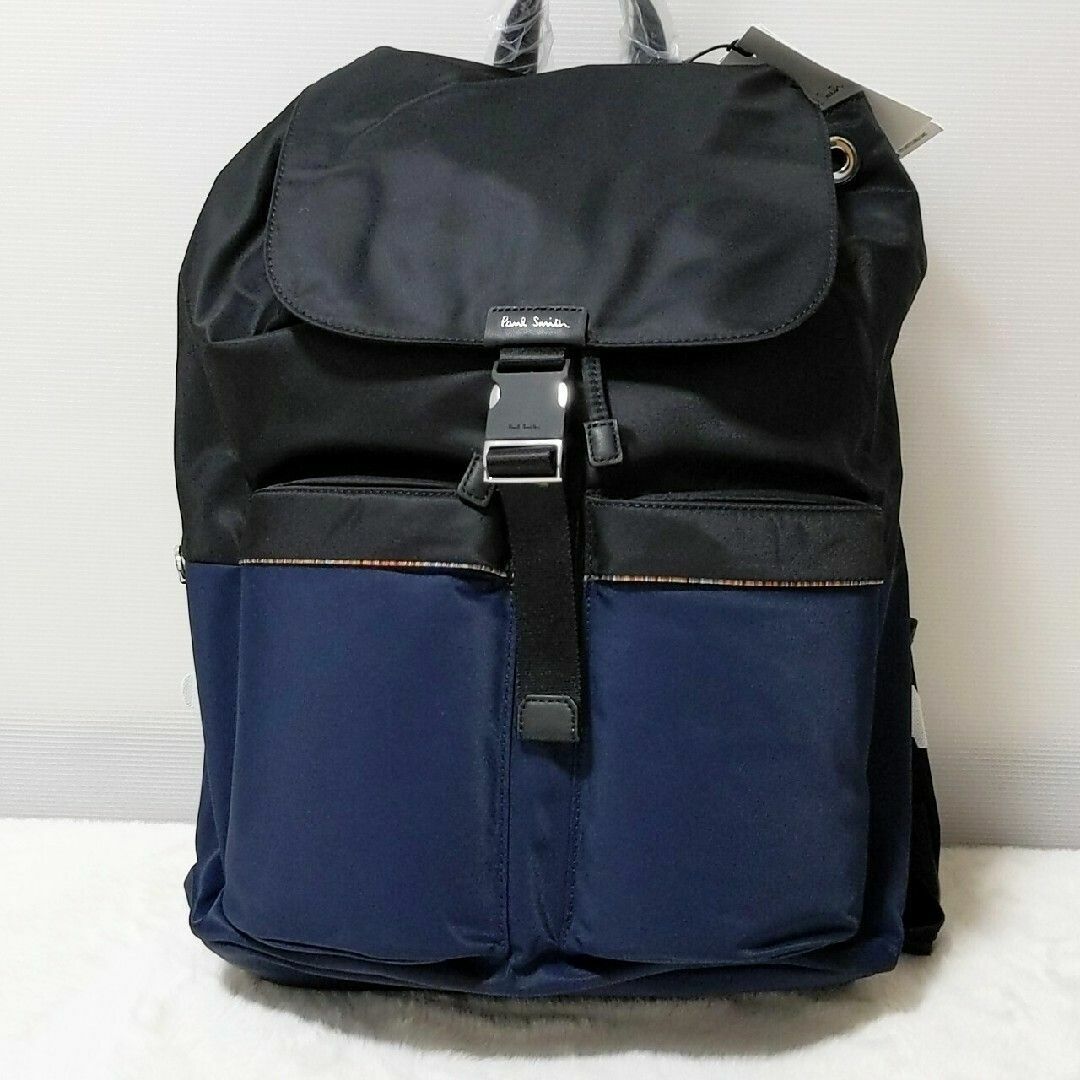 Paul Smith(ポールスミス)の新品 タグ付 PaulSmith バイカラー リュック 大容量 収納多数 ベルト レディースのバッグ(リュック/バックパック)の商品写真