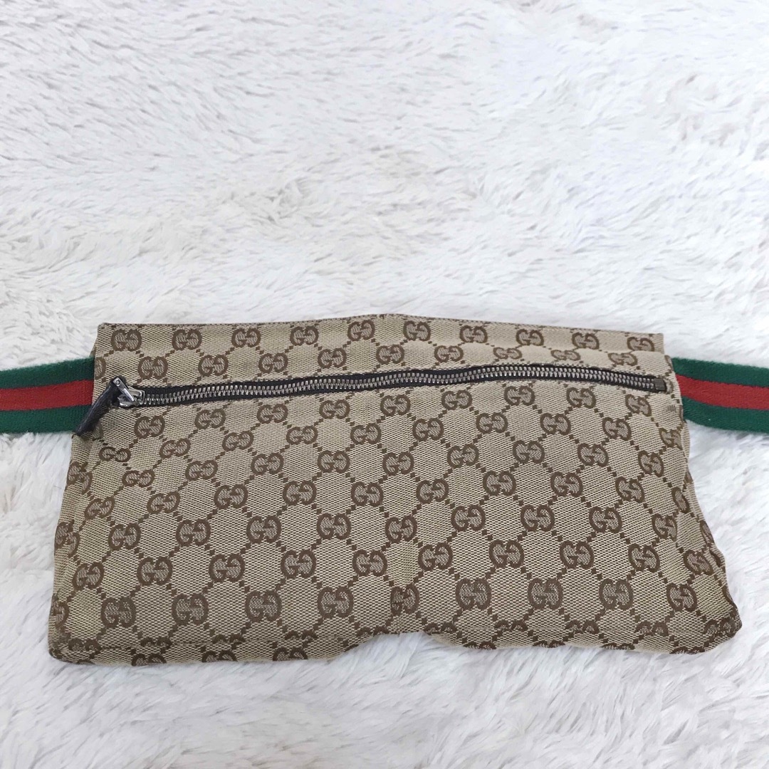 Gucci(グッチ)のGUCCI グッチ シェリーライン GG柄 ウエストポーチ ボディバッグ 総柄 レディースのバッグ(ボディバッグ/ウエストポーチ)の商品写真