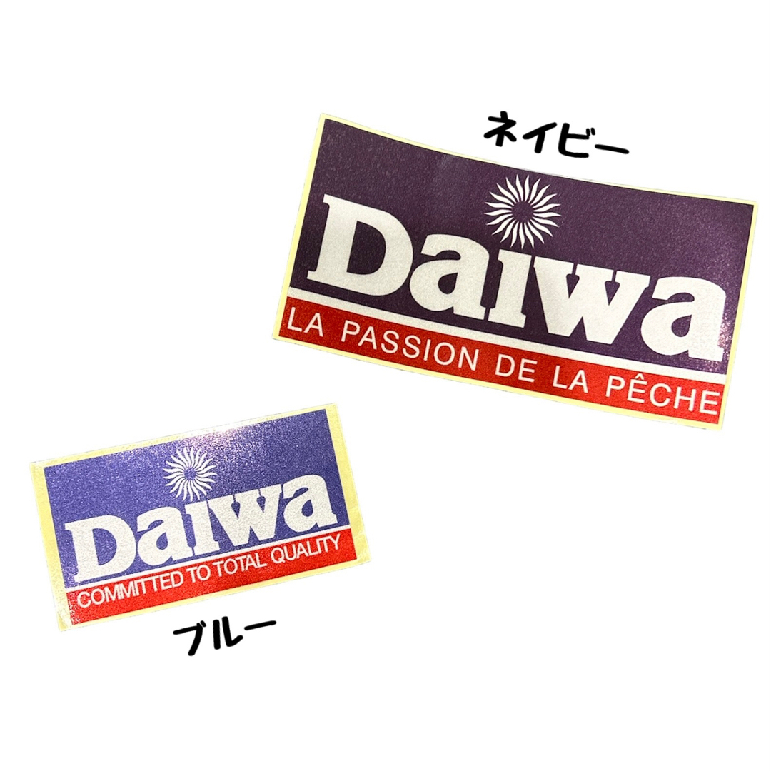 DAIWA(ダイワ)の【即日発送】ダイワ　旧ロゴ　防水ステッカー　釣り　ネイビー　希少　Daiwa スポーツ/アウトドアのフィッシング(その他)の商品写真