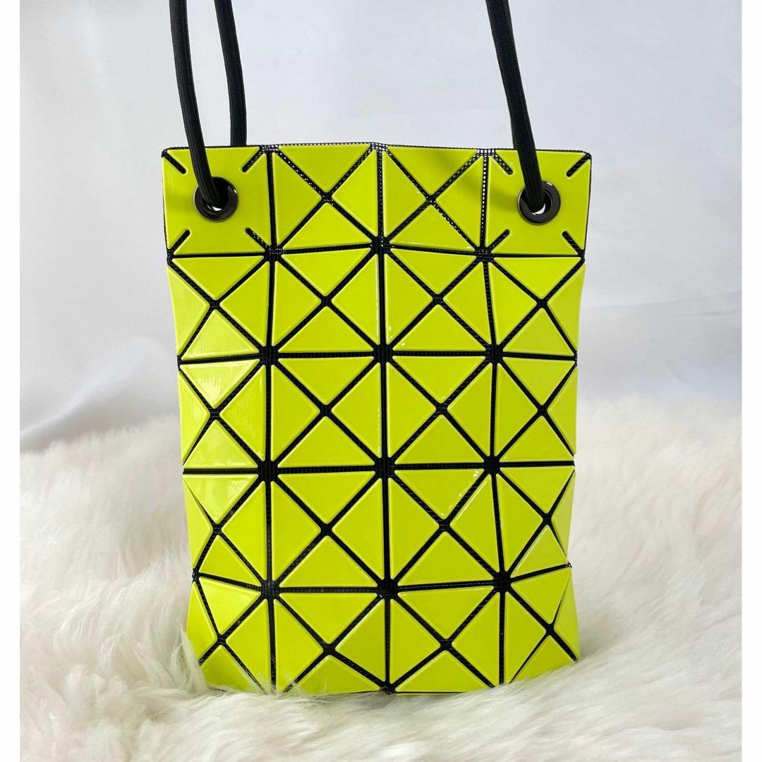 BaoBaoIsseyMiyake(バオバオイッセイミヤケ)の【極美品】BAO BAO ISSEYMIYAKE クロスボディバッグ　480 レディースのバッグ(ショルダーバッグ)の商品写真