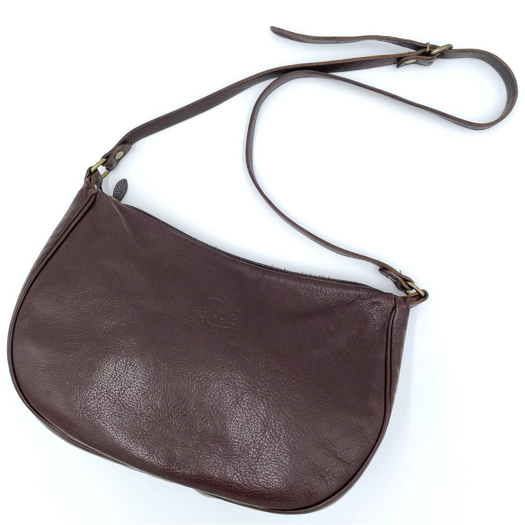 IL BISONTE(イルビゾンテ)の美品✨イルビゾンテ　ショルダーバッグ　ハーフムーン　半月型　オールレザー レディースのバッグ(ショルダーバッグ)の商品写真