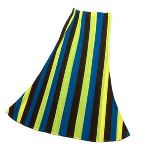 PLEATS PLEASE ISSEY MIYAKE - プリーツプリーズ　Aラインスカート