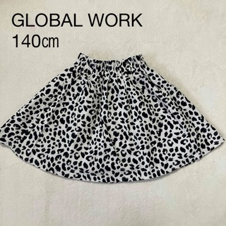 グローバルワーク(GLOBAL WORK)のグローバルワーク インナーパンツ付き スカート 140㎝ ダルメシアン柄(スカート)