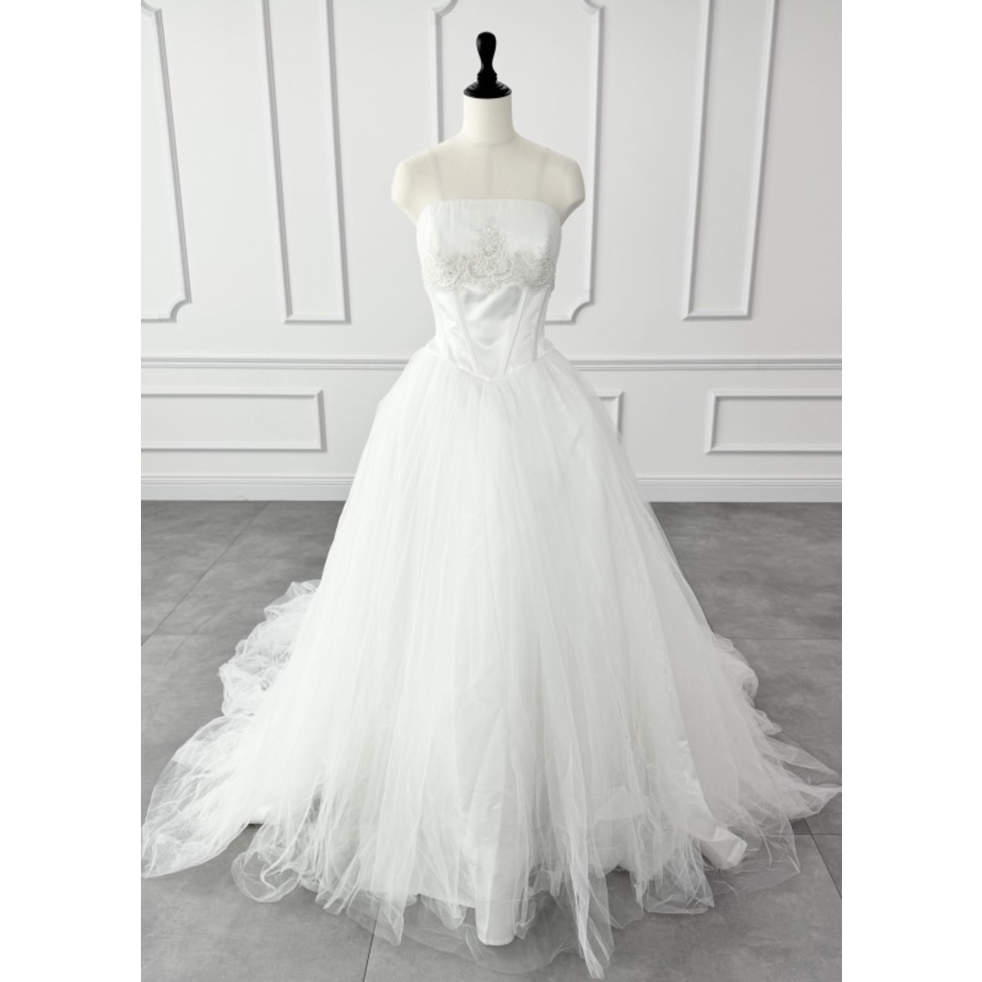 タカミブライダル TAKAMI BRIDAL Aライン ウェディングドレス ホワイト ファーストオーナー チュール レディースのフォーマル/ドレス(ウェディングドレス)の商品写真