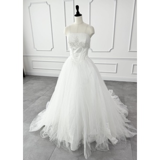 タカミブライダル TAKAMI BRIDAL Aライン ウェディングドレス ホワイト ファーストオーナー チュール(ウェディングドレス)