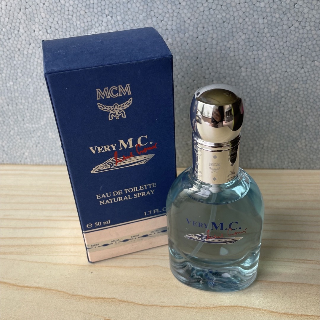 MCM(エムシーエム)の新品未使用　MCM ベリー MC オードトワレ 50ml コスメ/美容の香水(ユニセックス)の商品写真