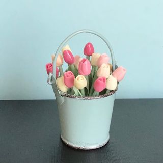 チューリップのミニチュアバケツ🌷(インテリア雑貨)