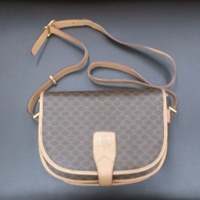 CELINE - CELINE セリーヌ ♥ショルダーバッグ