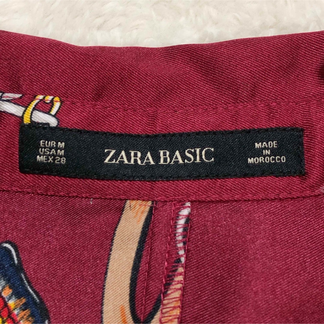 ZARA(ザラ)の【新品】ZARA ザラ　シャツ　ロングワンピース　蝶々　チェーン　スカーフ柄 レディースのワンピース(ロングワンピース/マキシワンピース)の商品写真