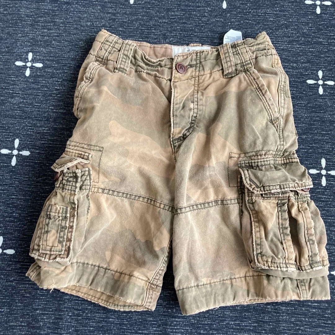 Abercrombie&Fitch(アバクロンビーアンドフィッチ)のアバクロ abercrombie キッズ 8 短パン  キッズ/ベビー/マタニティのキッズ服男の子用(90cm~)(パンツ/スパッツ)の商品写真