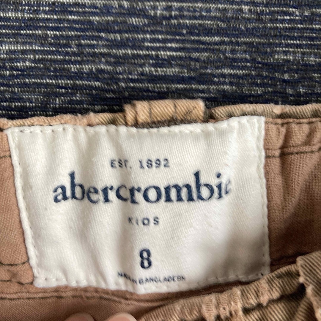 Abercrombie&Fitch(アバクロンビーアンドフィッチ)のアバクロ abercrombie キッズ 8 短パン  キッズ/ベビー/マタニティのキッズ服男の子用(90cm~)(パンツ/スパッツ)の商品写真