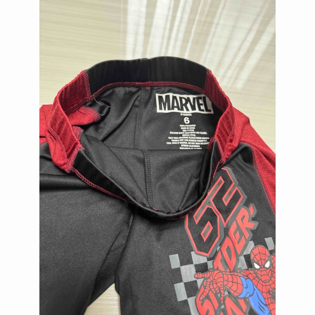 未使用　スパイダーマン　男の子　半ズボン　ハーフパンツ　120cm 速乾 キッズ/ベビー/マタニティのキッズ服男の子用(90cm~)(パンツ/スパッツ)の商品写真