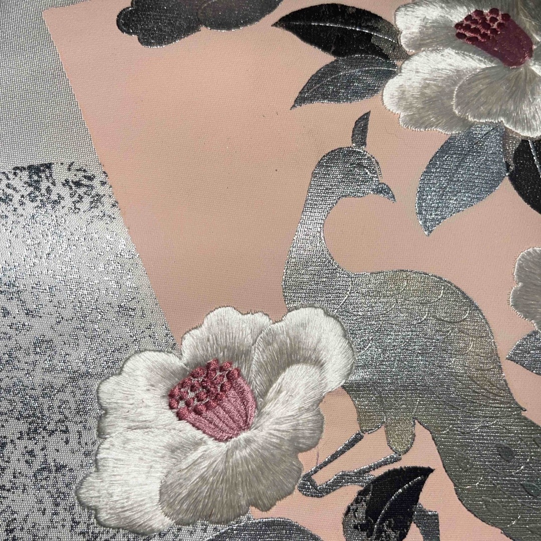 白椿刺繍の清楚な名古屋帯 レディースの水着/浴衣(帯)の商品写真