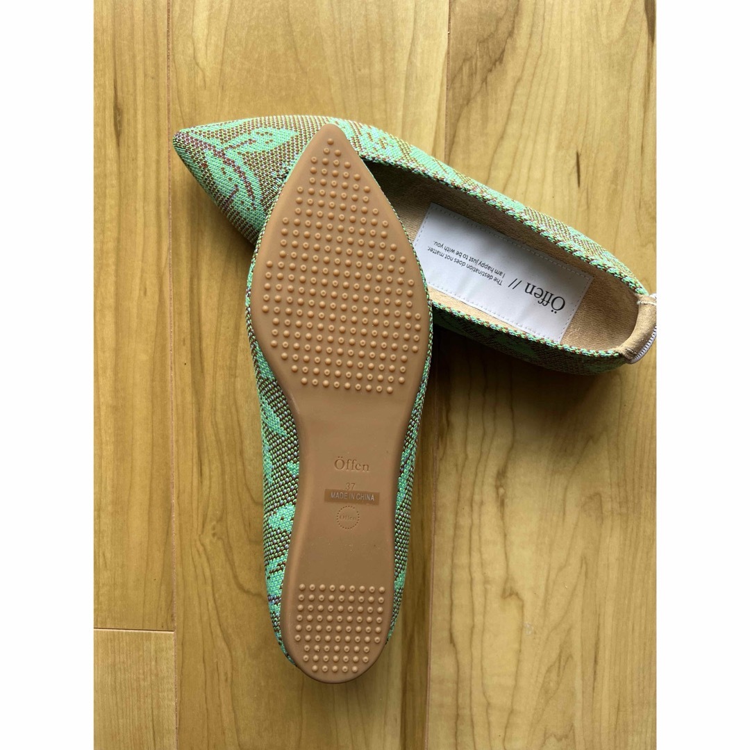 新品・未使用Offen 37(23.5cm) リーフ　ライトグリーン レディースの靴/シューズ(ハイヒール/パンプス)の商品写真
