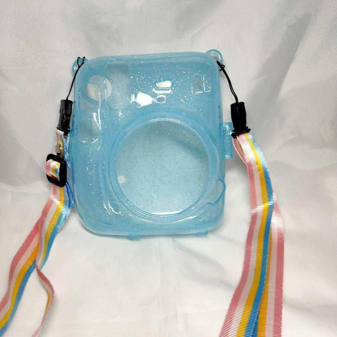 チェキ　instax mini 11　専用クリアケース　ストラップ付　水色 スマホ/家電/カメラのカメラ(フィルムカメラ)の商品写真