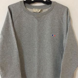 メゾンキツネ(MAISON KITSUNE')の【極美品】maison kitsune スウェット(スウェット)