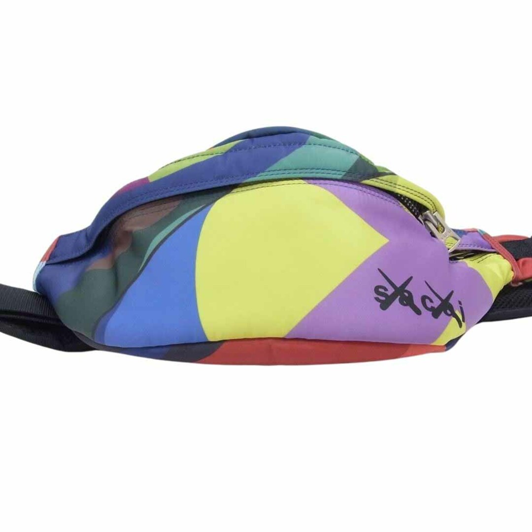 sacai(サカイ)のSacai サカイ 21-0257S × Kaws Bum bag カウズ バムバッグ ウエストバッグ ボディバッグ マルチカラー系【中古】 レディースのバッグ(ハンドバッグ)の商品写真