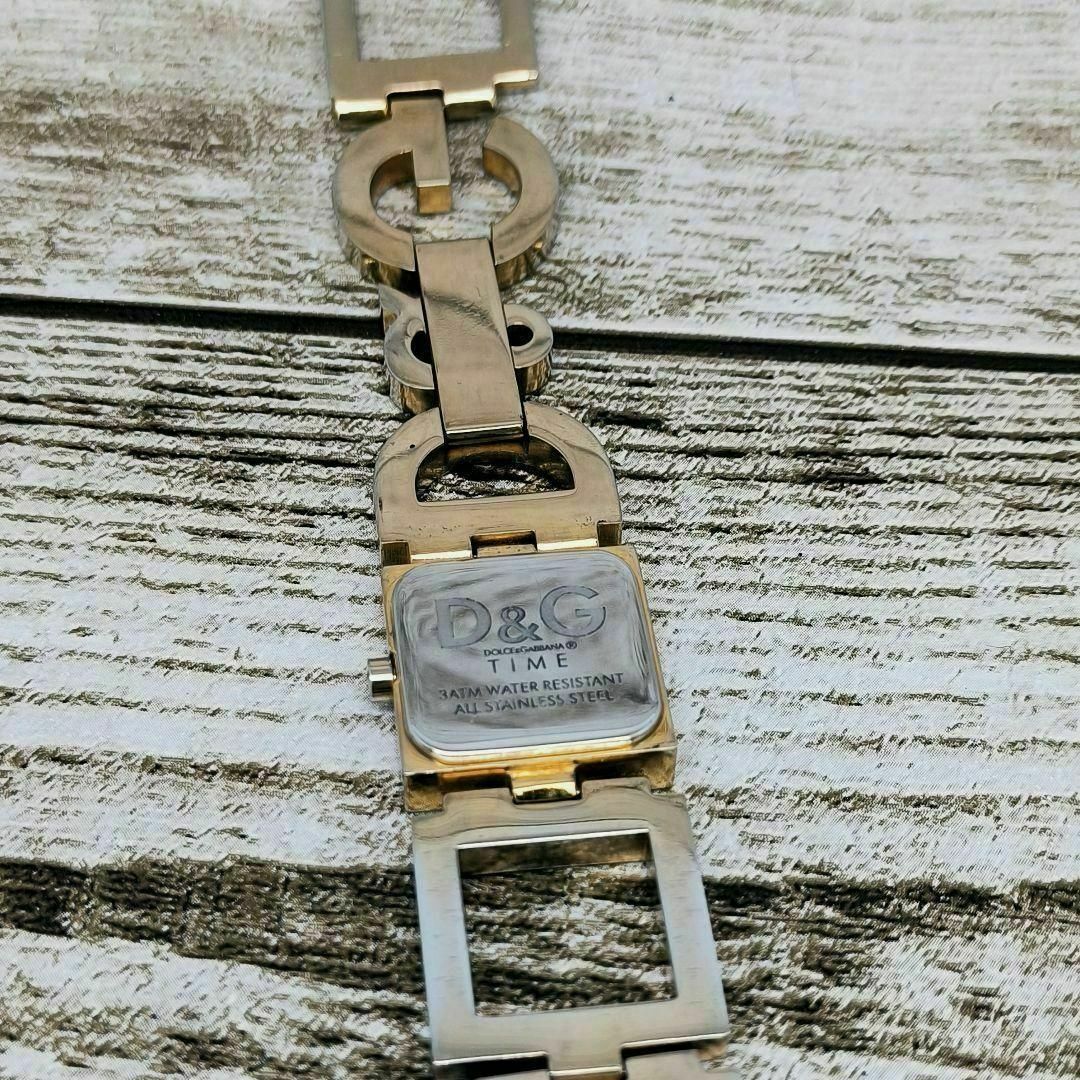 DOLCE&GABBANA(ドルチェアンドガッバーナ)の動作品　ドルチェ＆ガッバーナ　腕時計　レディース　ゴールド　D&G 　定価9万円 レディースのファッション小物(腕時計)の商品写真