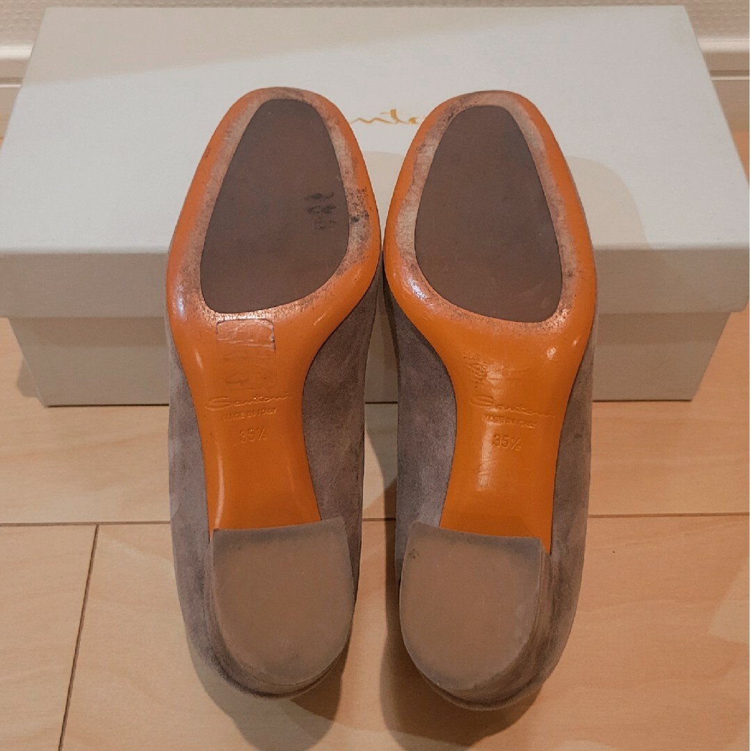 Santoni(サントーニ)の❤️美品❤️【Santoni】23㎝スエードパンプス レディースの靴/シューズ(ハイヒール/パンプス)の商品写真