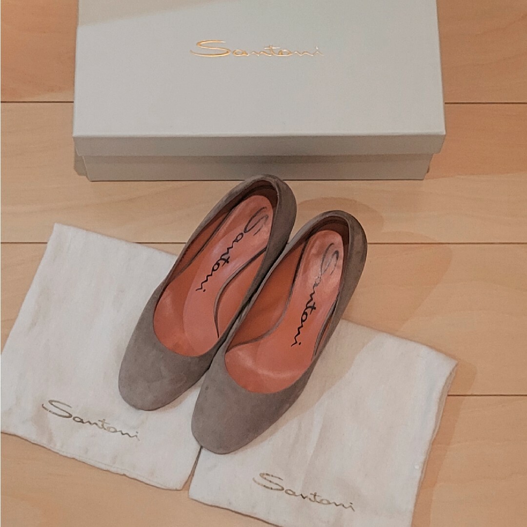 Santoni(サントーニ)の❤️美品❤️【Santoni】23㎝スエードパンプス レディースの靴/シューズ(ハイヒール/パンプス)の商品写真