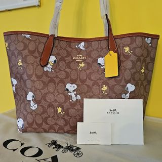 コーチ(COACH)のCOACH スヌーピー トートバッグ コーチ ウッドストック 可愛い 人気 新品(トートバッグ)