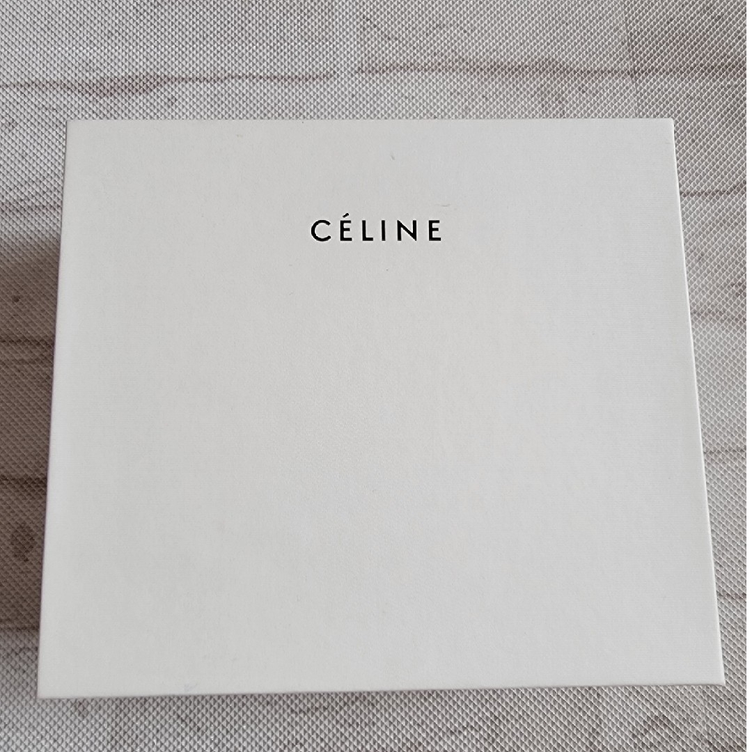 celine(セリーヌ)のCELINE(セリーヌ) 箱 レディースのバッグ(ショップ袋)の商品写真