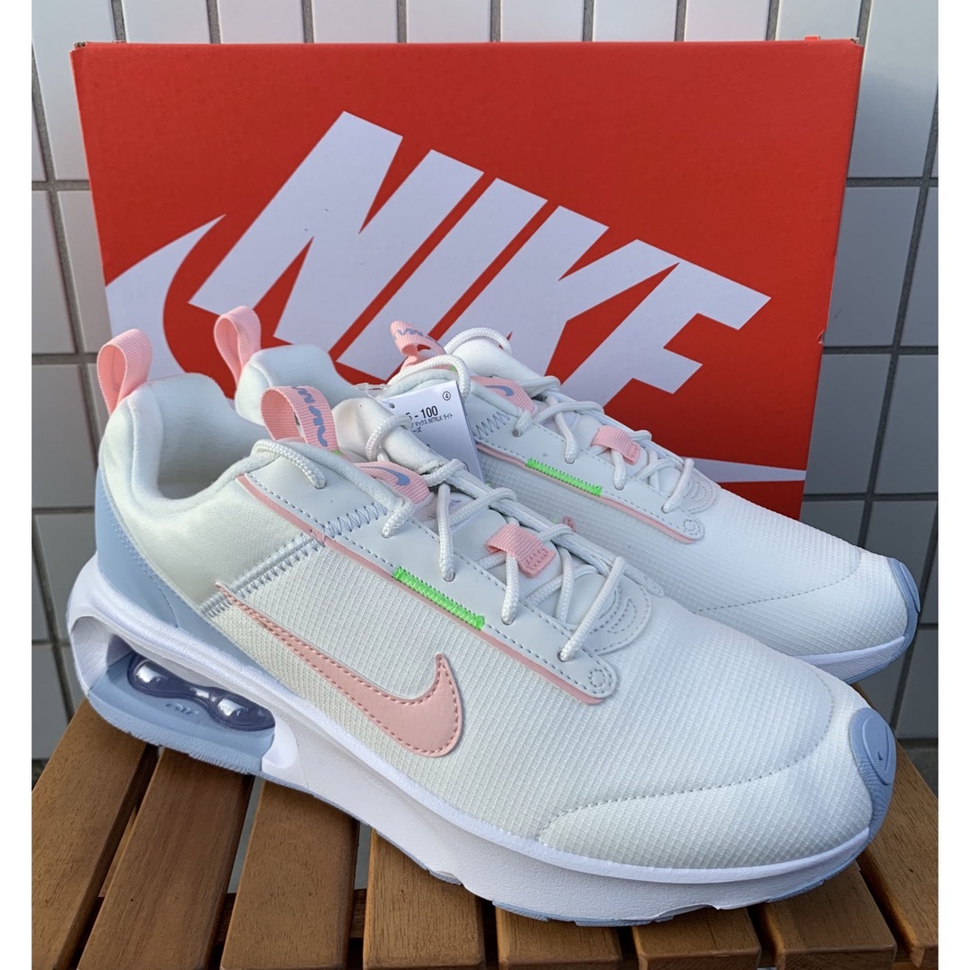 NIKE(ナイキ)の新品 ナイキ エアマックス 28㎝ AIR MAX INTRLK LITE メンズの靴/シューズ(スニーカー)の商品写真