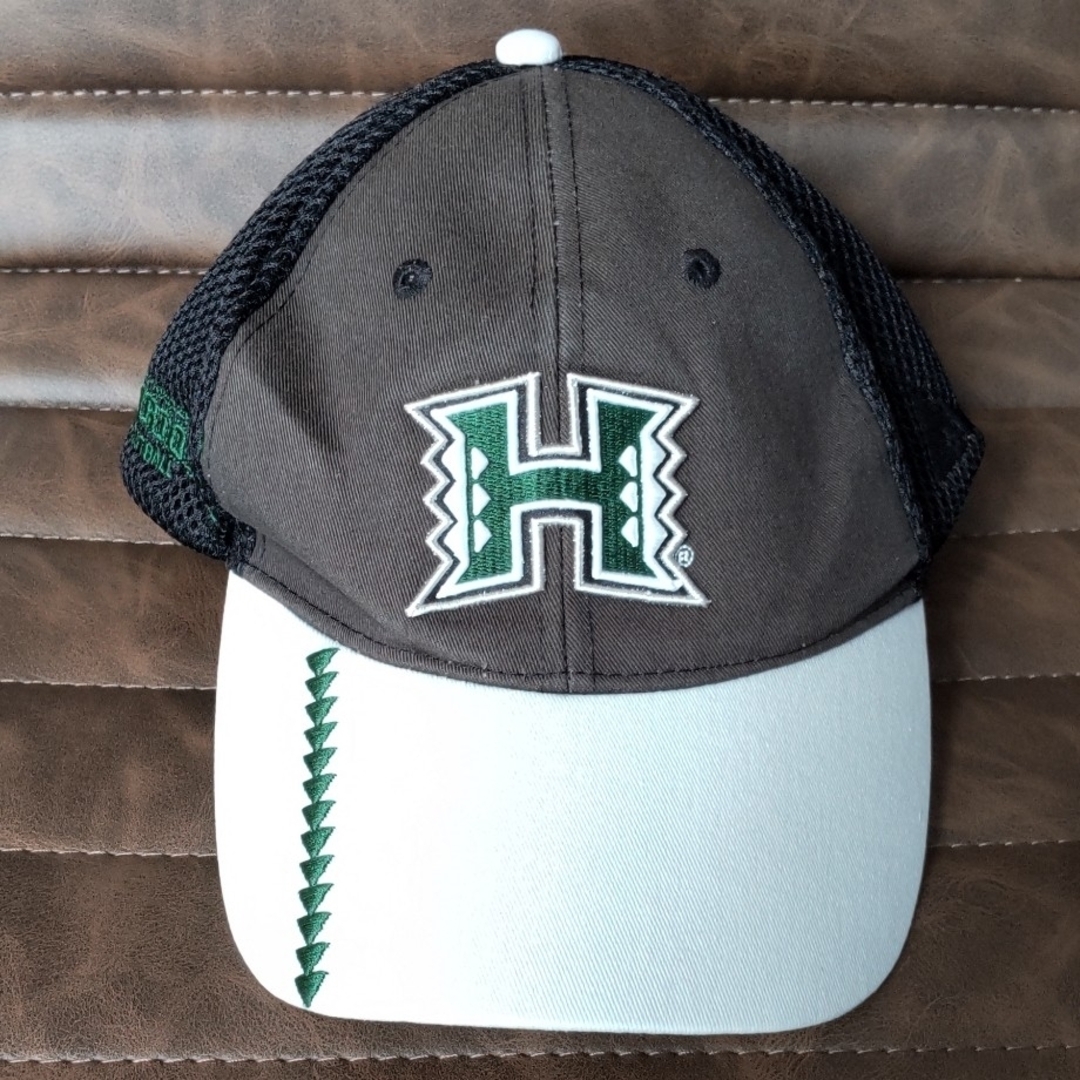 キャップ ハワイ大学 フットボール 帽子 メンズ ジュニア メンズの帽子(キャップ)の商品写真